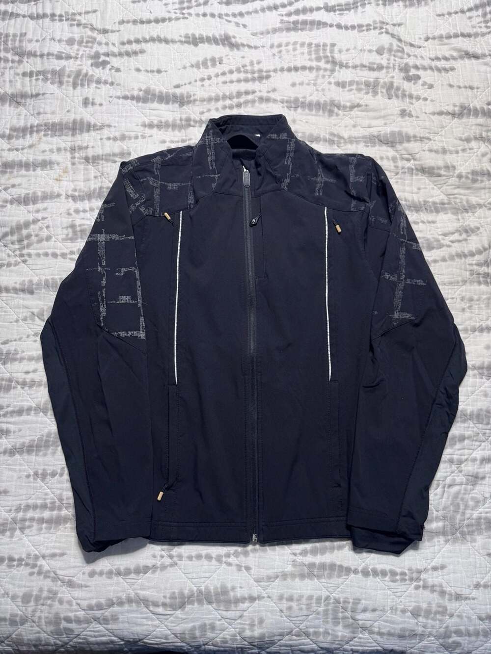 Lululemon Full Zip Cycling Jacket Black Reflective Print Men’s